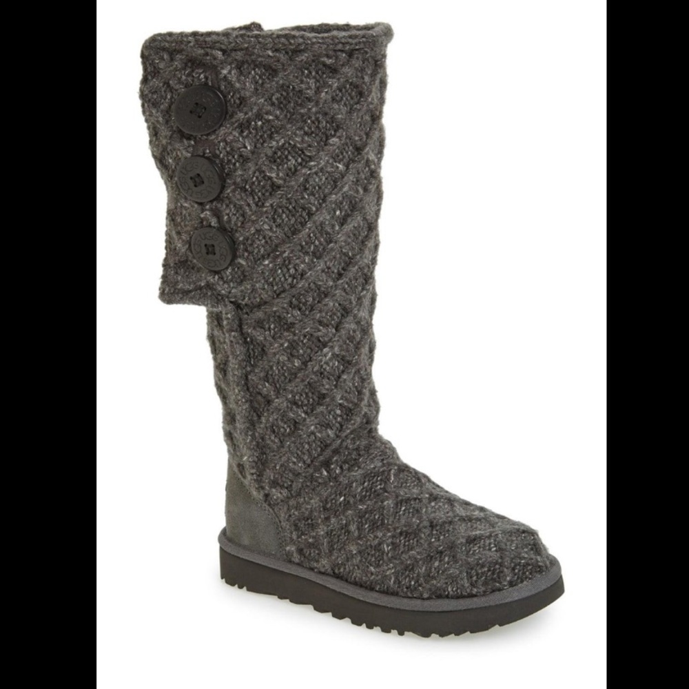 UGG Lattice Cardi Knit Boots Size 7 COZY!! ❄️